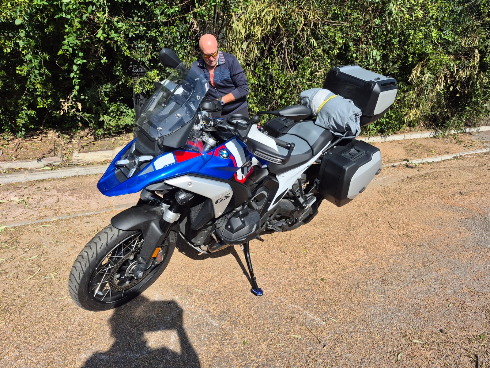 BMW motorcycle transported by CLS Spain international removal service